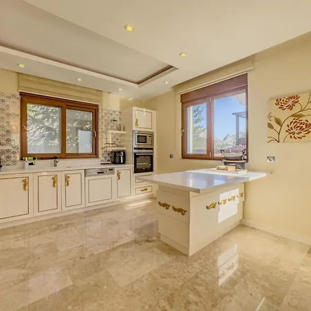 Villa Luxury Mountain 15 Minutes To Sea