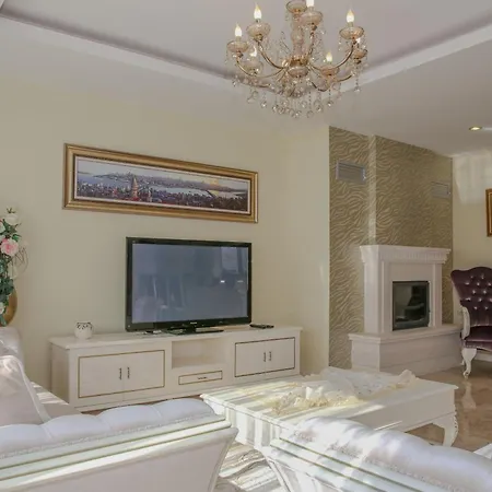Luxury Mountain 15 Minutes To Sea Villa *