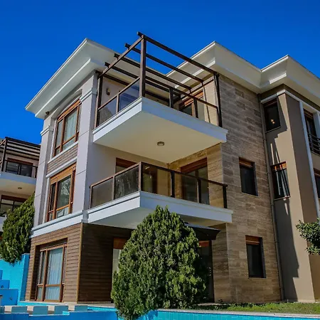 Vilă Luxury Mountain 15 Minutes To Sea *