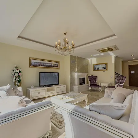 Luxury Mountain 15 Minutes To Sea Vilă